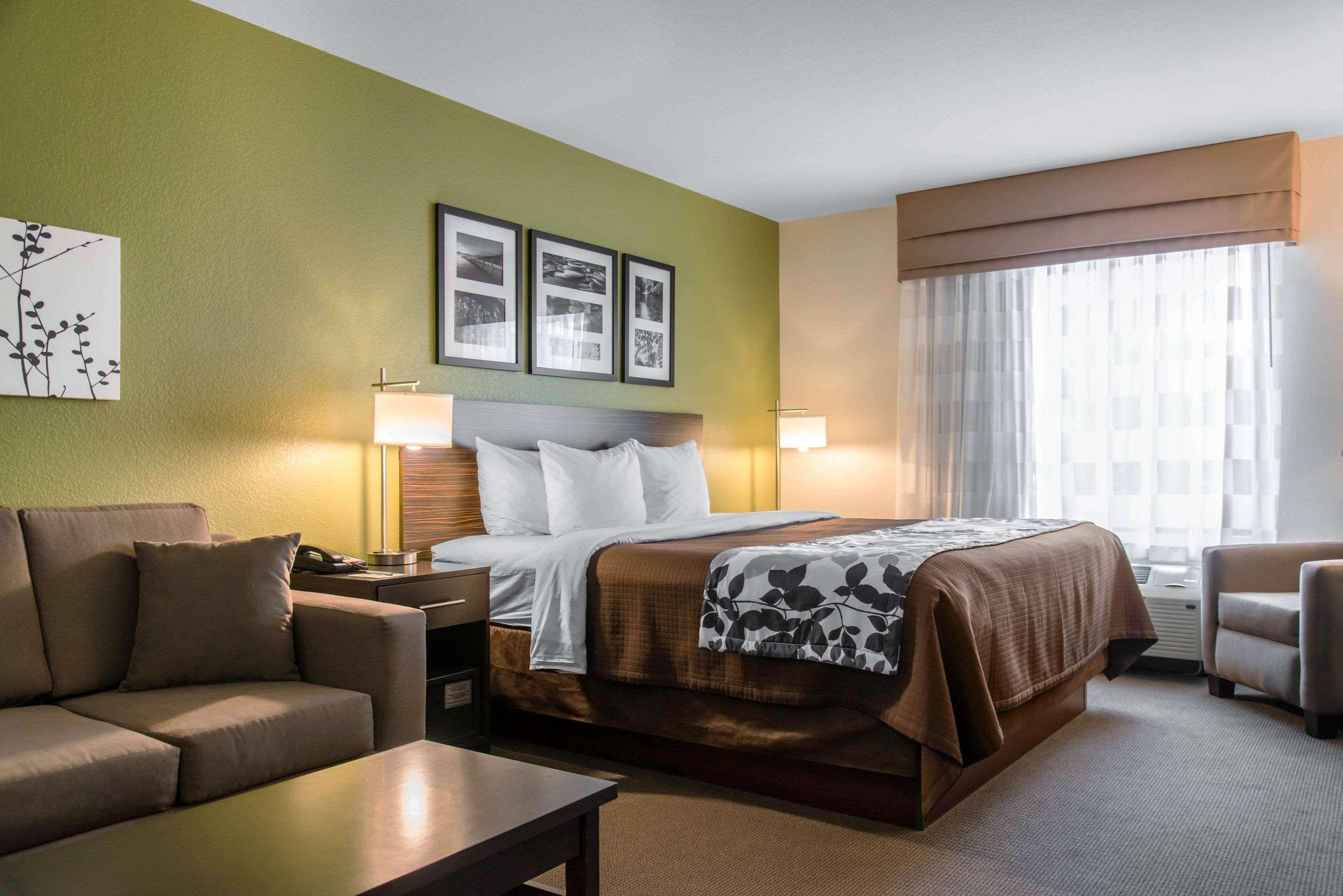 Sleep Inn & Suites Marshall - University Area Екстериор снимка